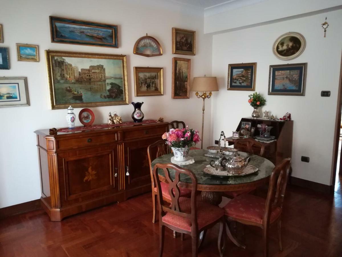 Casa Meriva Napoli Bagian luar foto