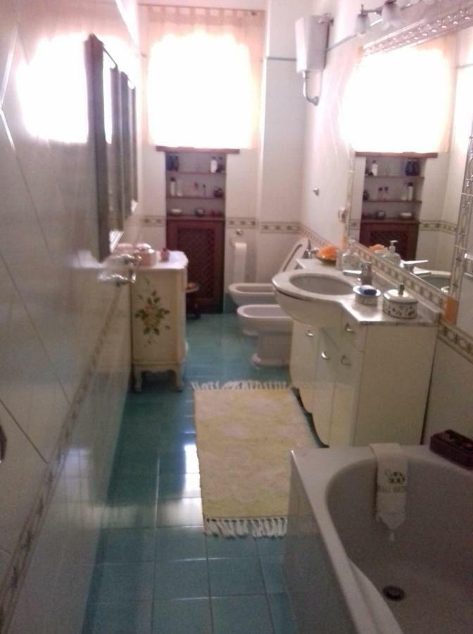 Casa Meriva Napoli Bagian luar foto